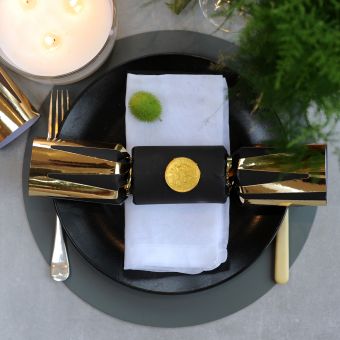 Black and Gold Luxury Crackers (box of 6)